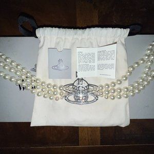 VIVIENNE WESTWOOD Pearl Necklace